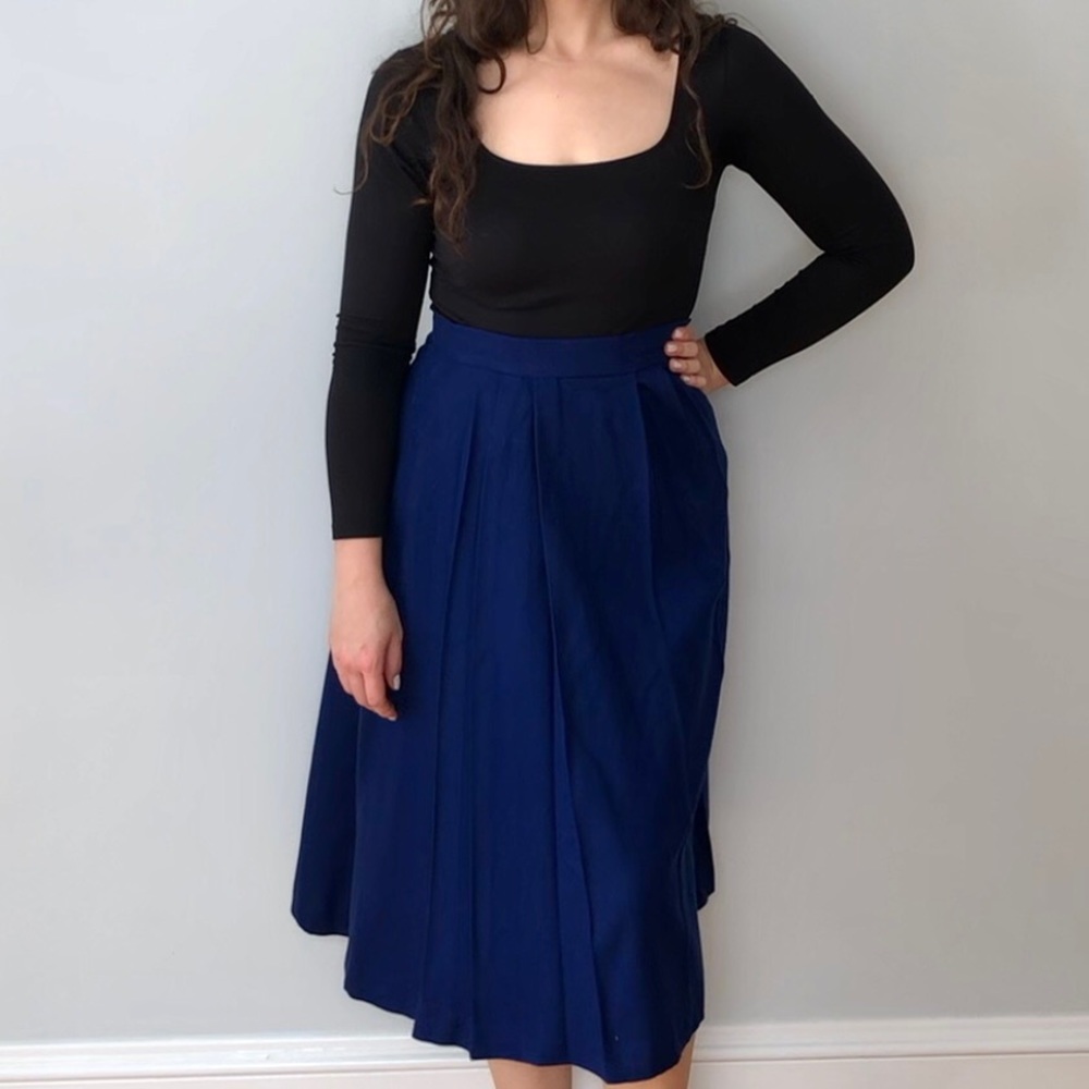 Navy Blue Pleated Wool Pleated Skirt